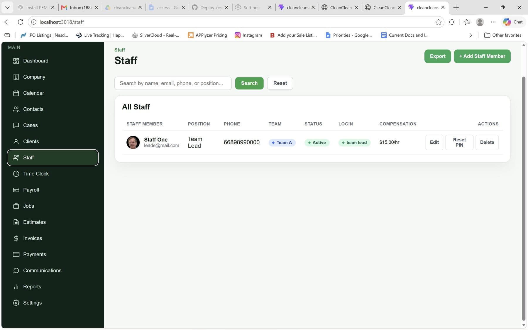 CleanClean staff management screen